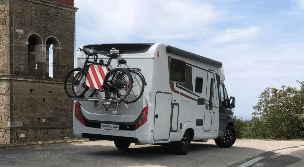 camping car burstner pour 2 personnes