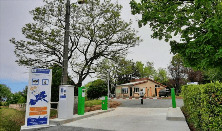 camping de mon village de camping car park